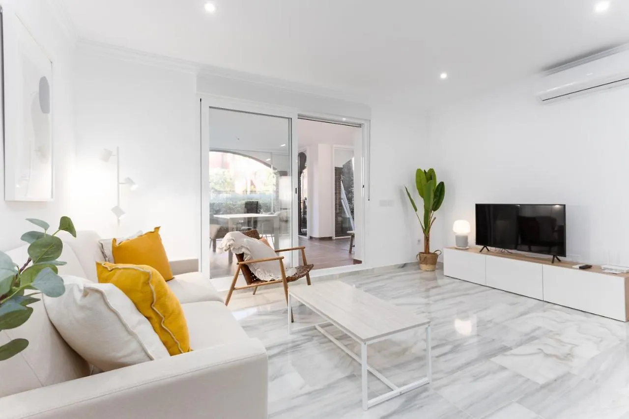 Golden Mile Luxury Ground Floor Apartment Near Puente Romano Marbellac