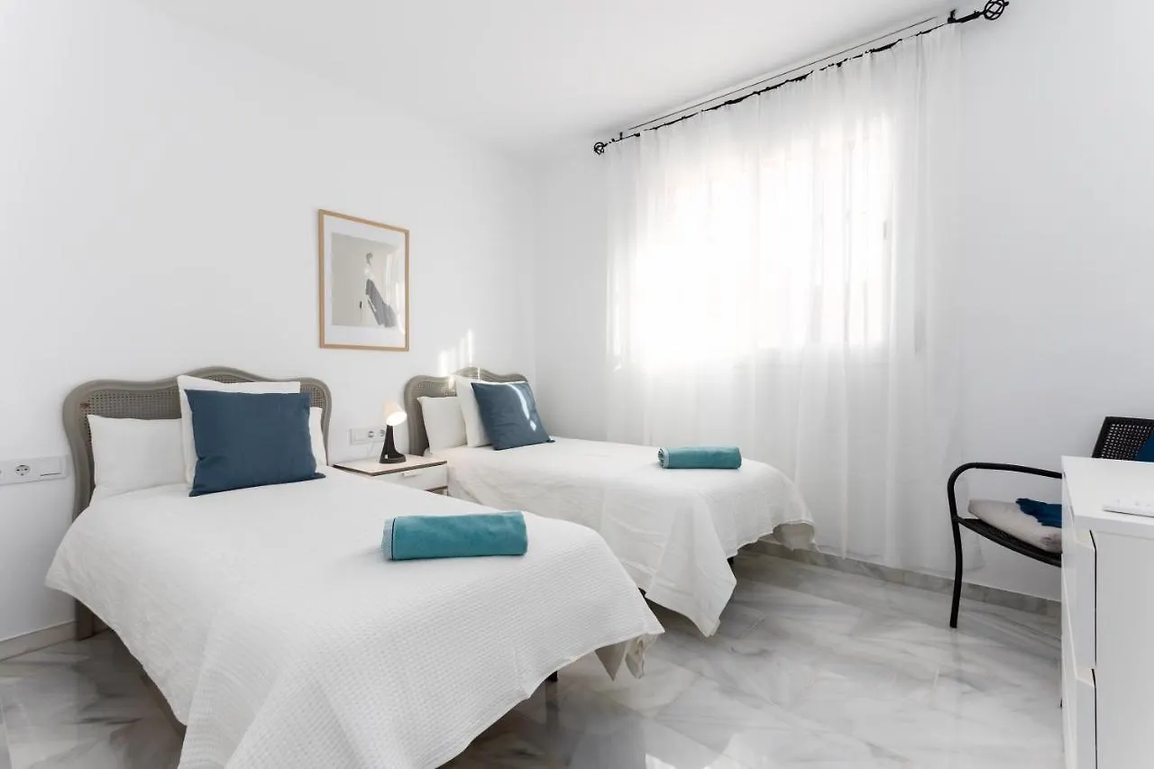 Golden Mile Luxury Ground Floor Apartment Near Puente Romano Marbella