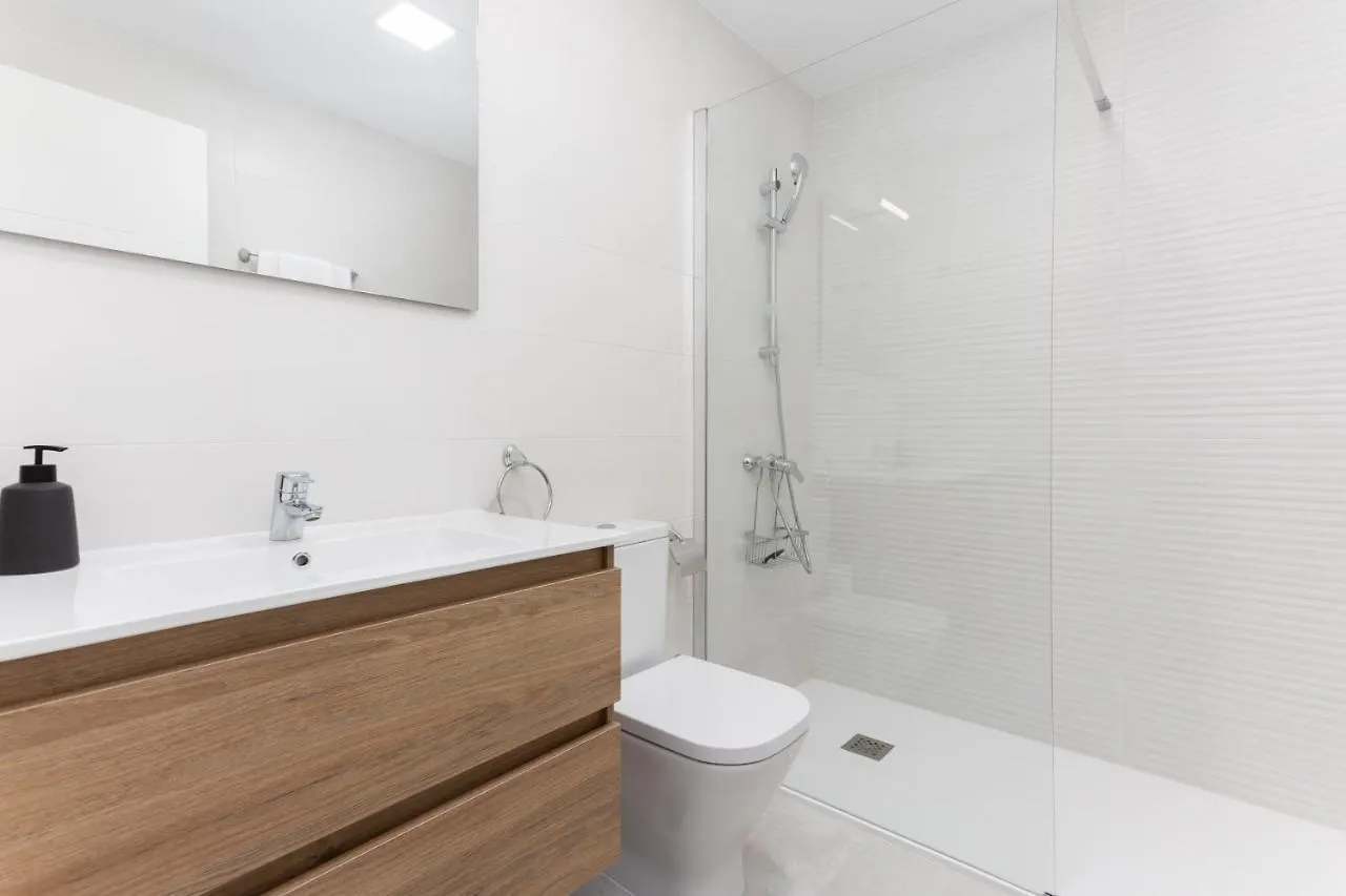 Golden Mile Luxury Ground Floor Apartment Near Puente Romano Marbella