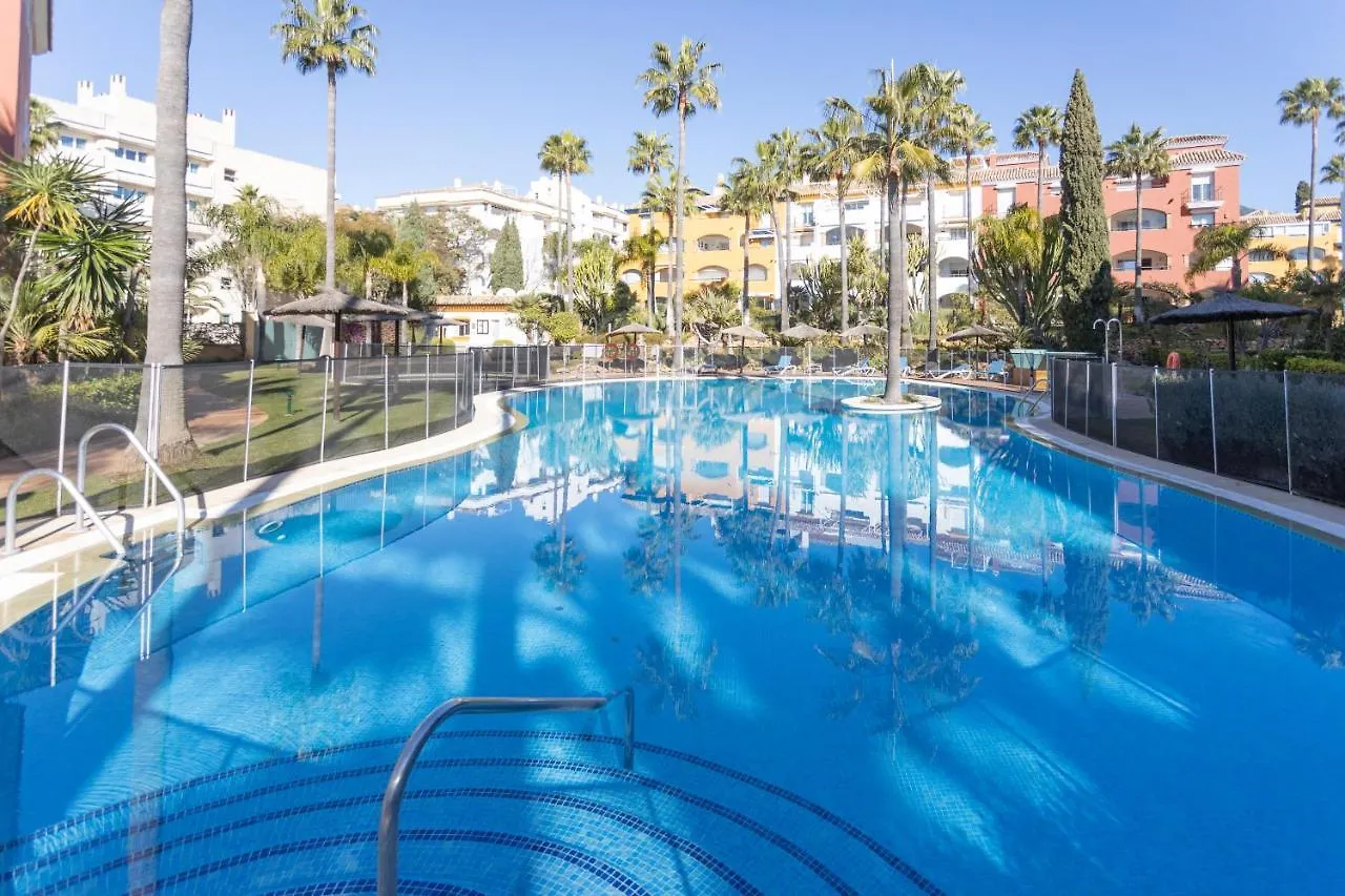 Golden Mile Luxury Ground Floor Apartment Near Puente Romano Marbella